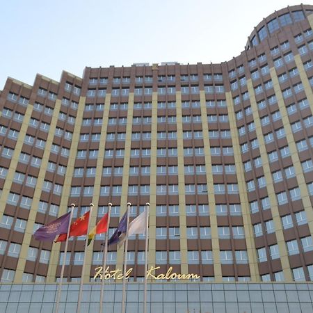 Hotel Kaloum Conakry Bagian luar foto