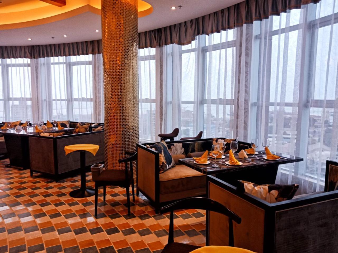 Hotel Kaloum Conakry Bagian luar foto